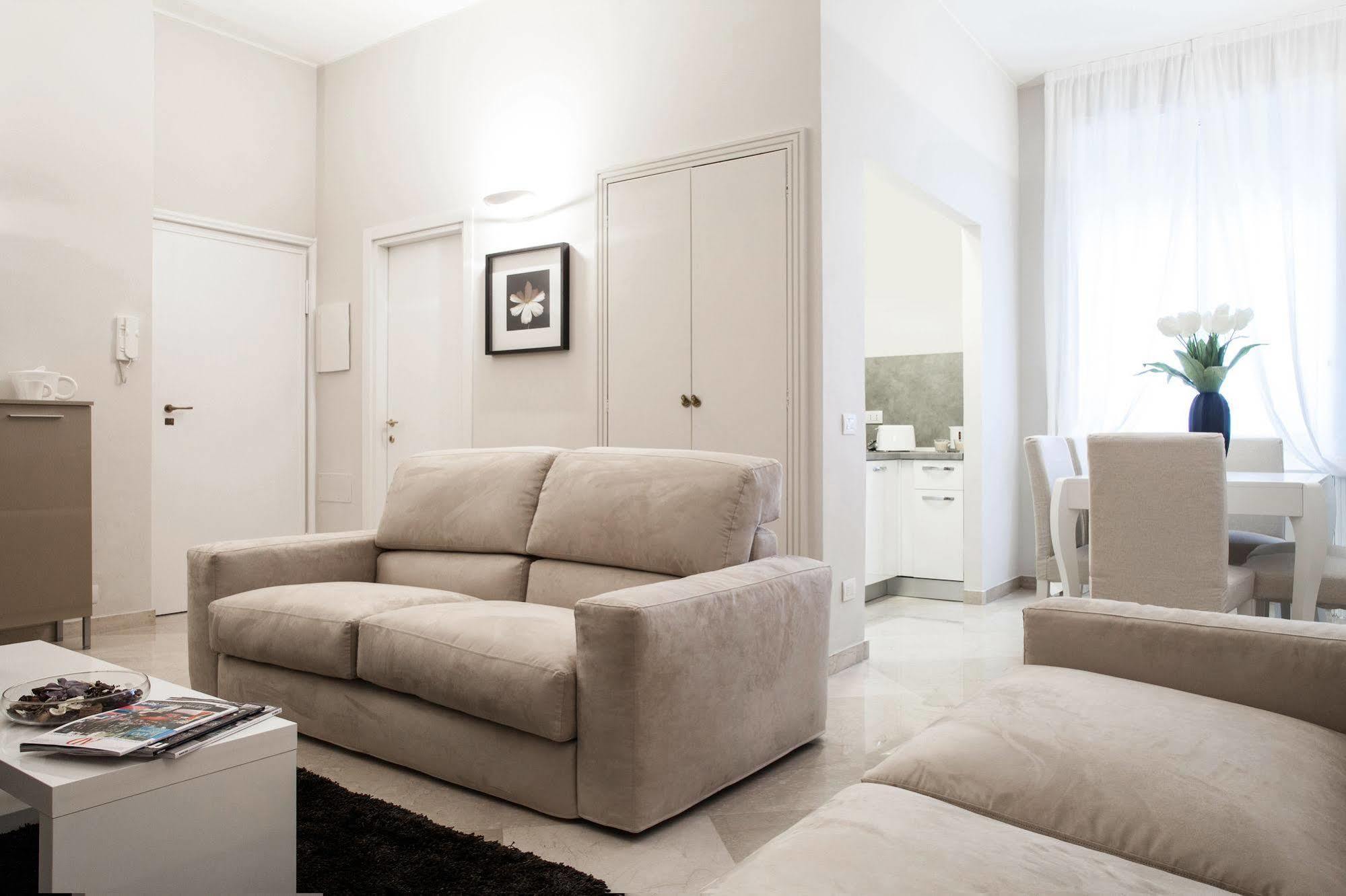 Milan Royal Suites Exterior photo