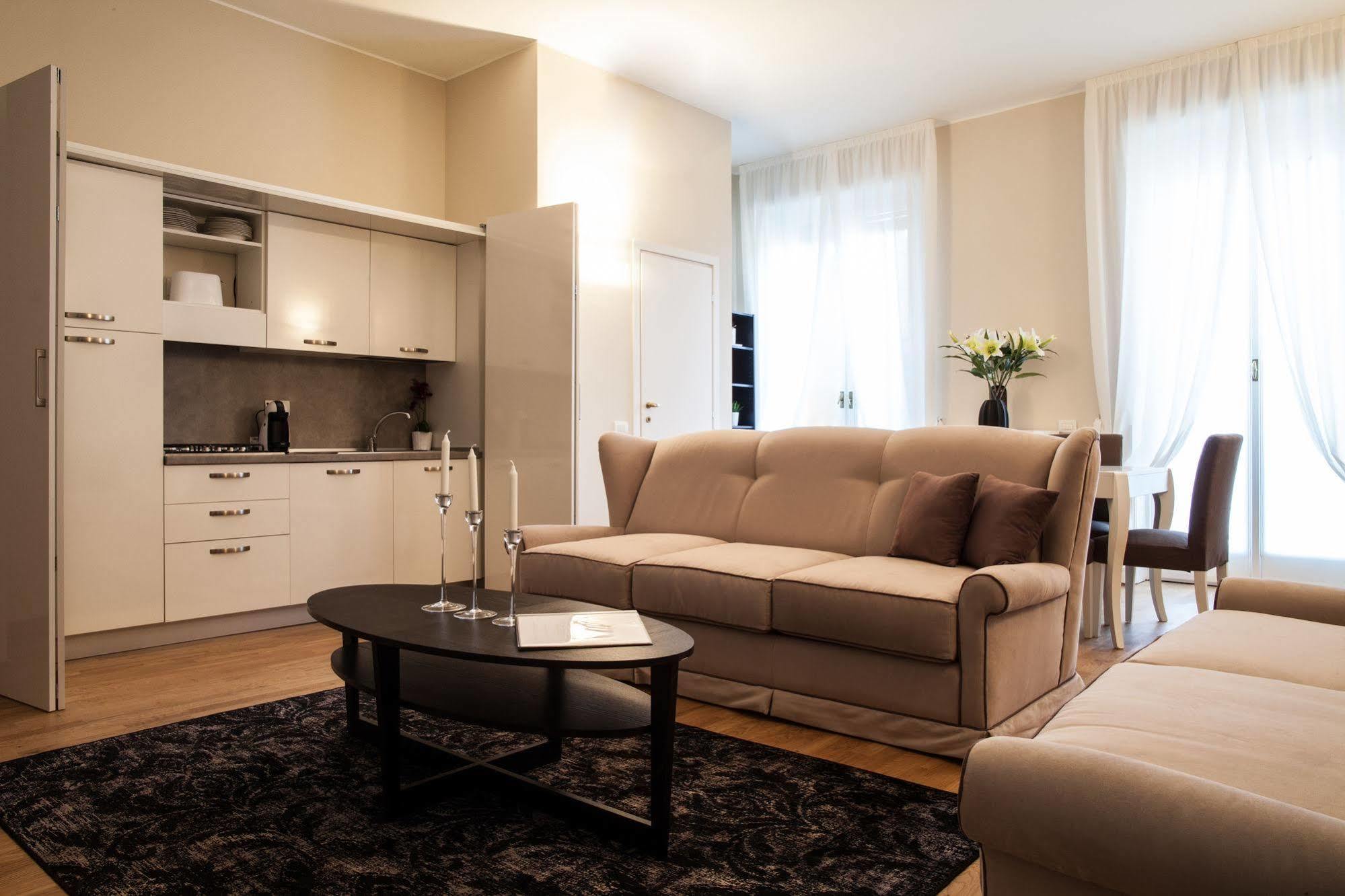 Milan Royal Suites Exterior photo